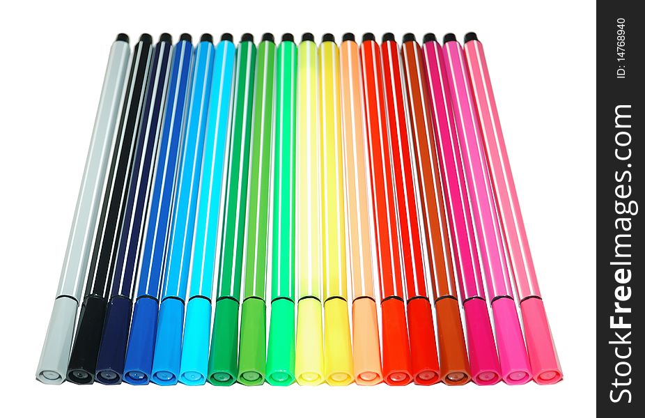 Row of many-colored felt-tip pens