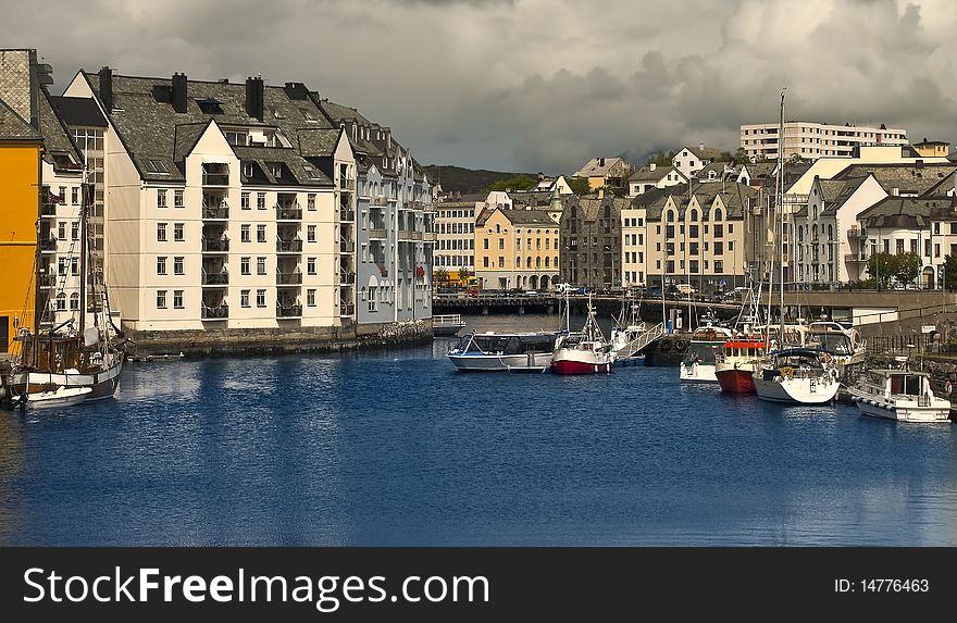 Alesund, Downtown