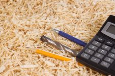Pencil At Wooden Shaving Royalty Free Stock Photography Pencil At Wooden Shaving Royalty Free Stock Photography