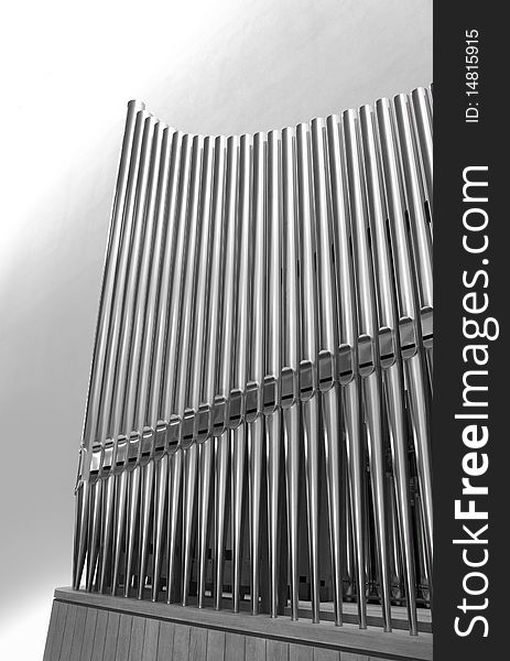 Organ pipes vertical