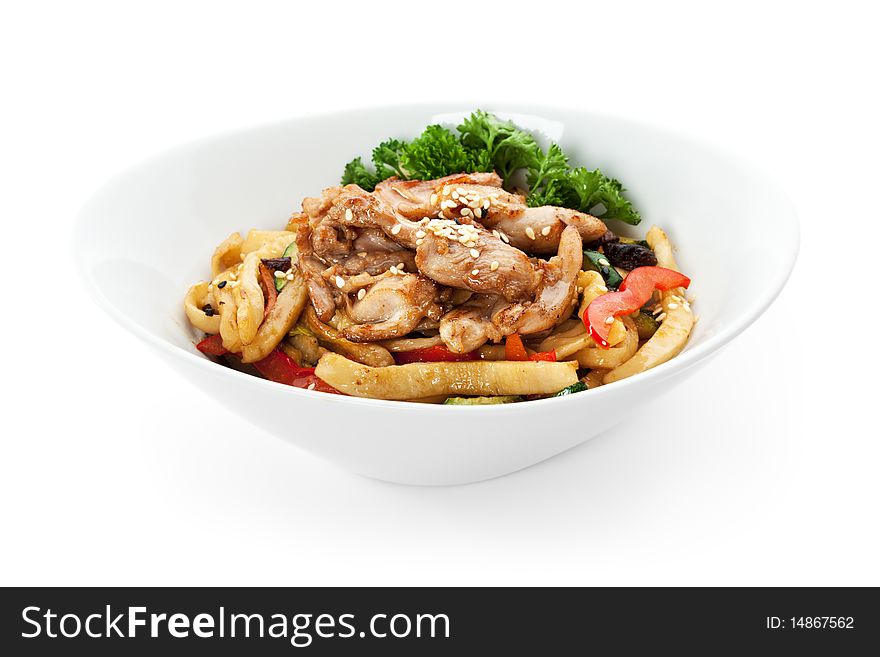 Noodles with Chicken, Cabbage, Mushrooms and Paprika