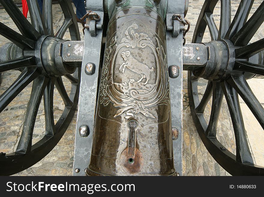 Medieval cannon to fire nuclei. Switzerland, city