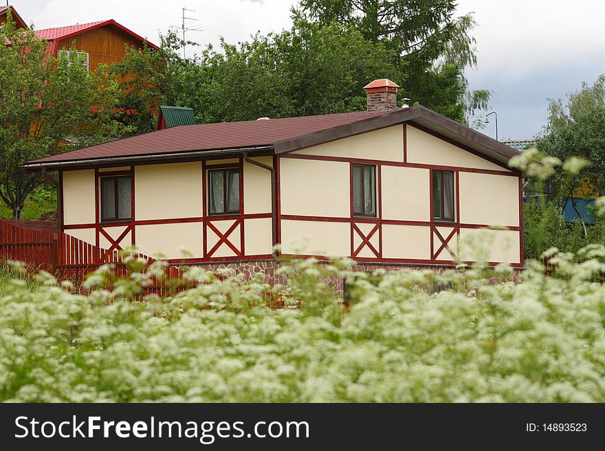 Cottage in stiletto country in year colour