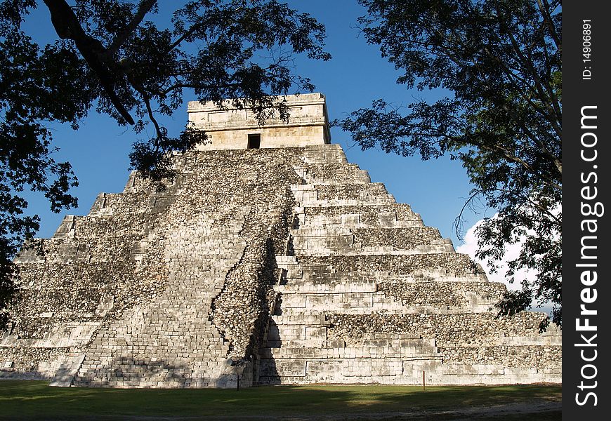 Pyramid Maya. Chichen Itza. Mexico. Historical building.