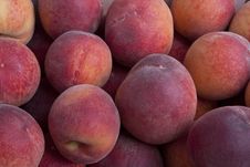 Pile Of Peaches Royalty Free Stock Photos Pile Of Peaches Royalty Free Stock Photos