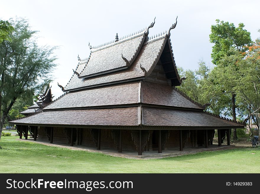 Church in the northern Thai people are respectful of the North. Church in the northern Thai people are respectful of the North.