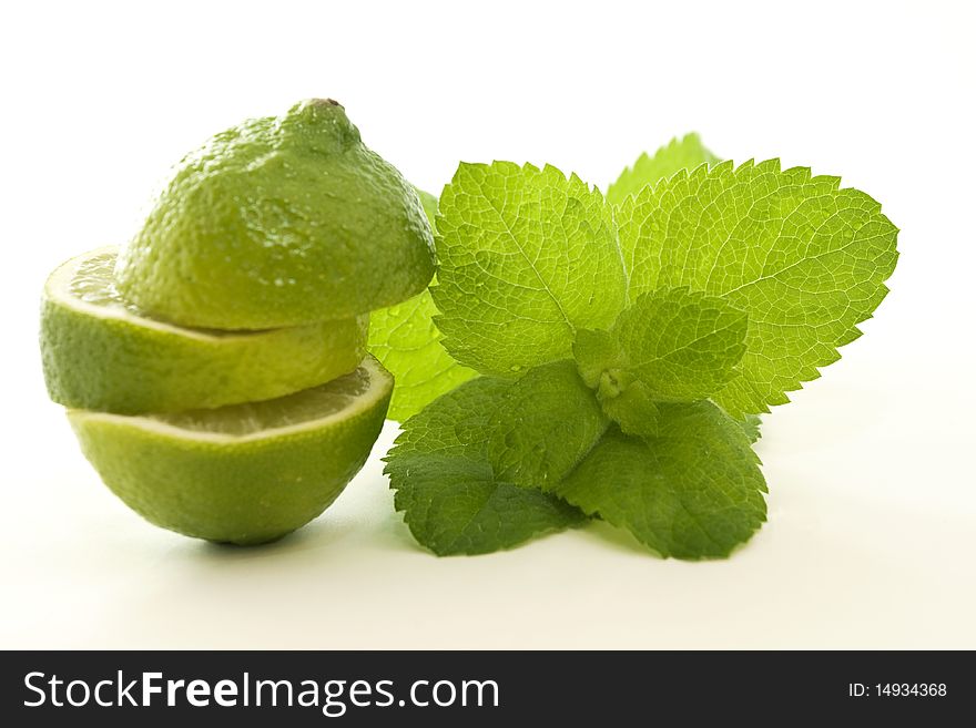 Cut lime and mint leaves. Cut lime and mint leaves
