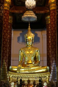 Golden Buddha Ayutthaya Thailand Royalty Free Stock Images Golden Buddha Ayutthaya Thailand Royalty Free Stock Images