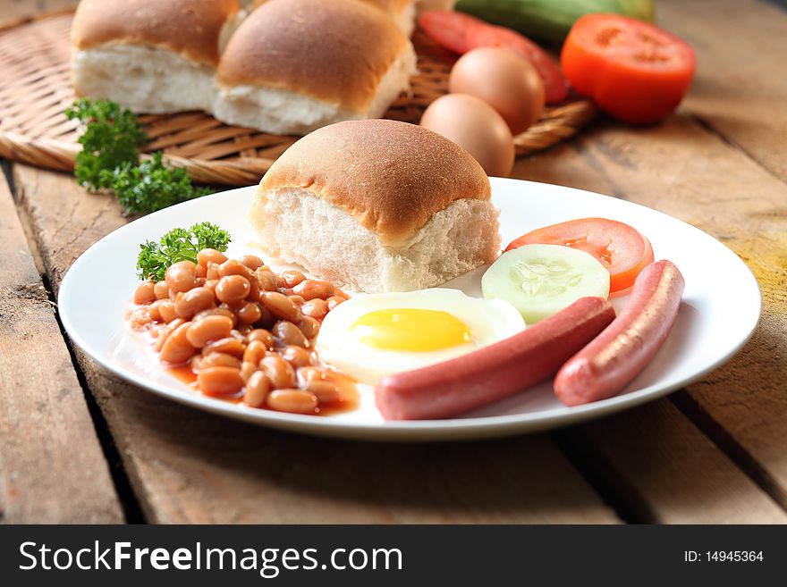 Healthy plate of nutritious breakfast