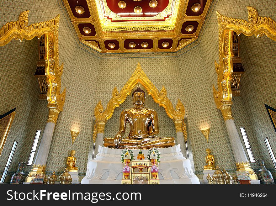 Statue of a pure gold Buddha, Trimit Temple, Bangkok, Thailand