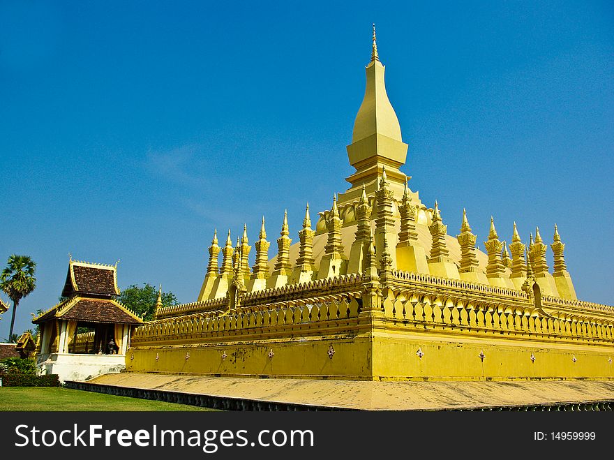 Gold pagoda in Vientiane, Laos