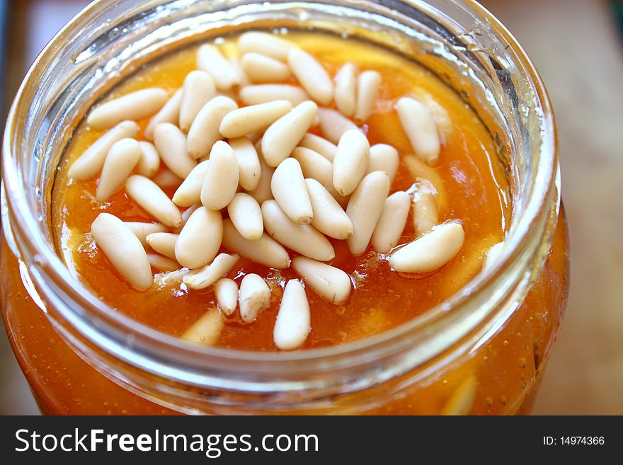 Melon jam with delicious biscuits