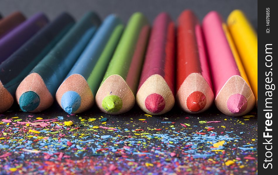 Color pencils in the row