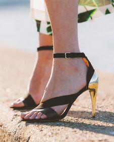 Free Woman Feet In High Heels Summer Shoes Stock Image - 149814081
