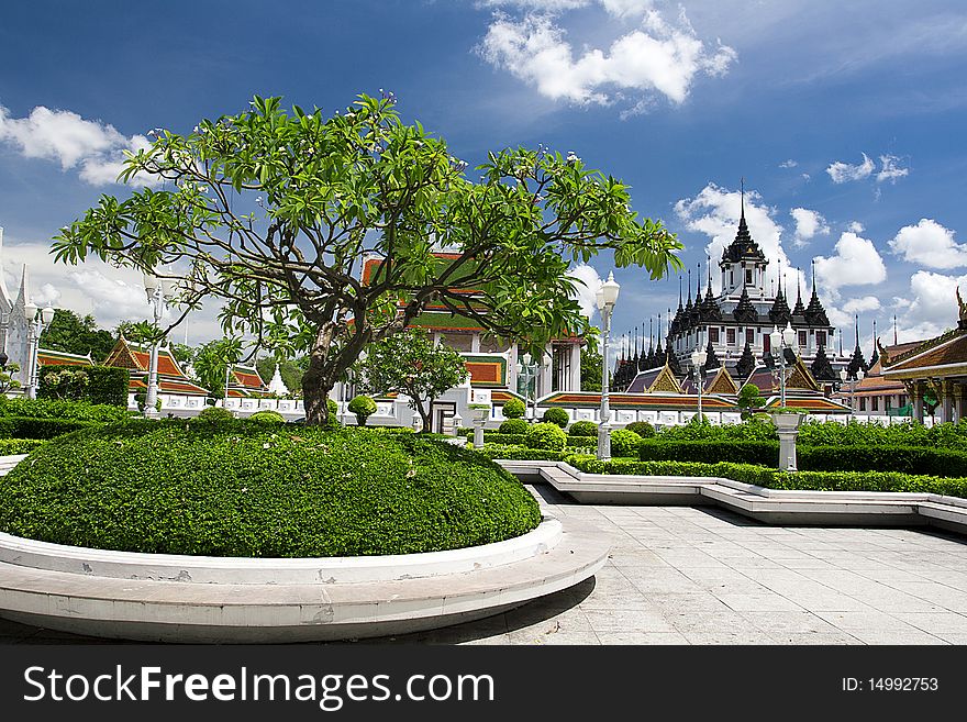 Thai Temple nears public park
