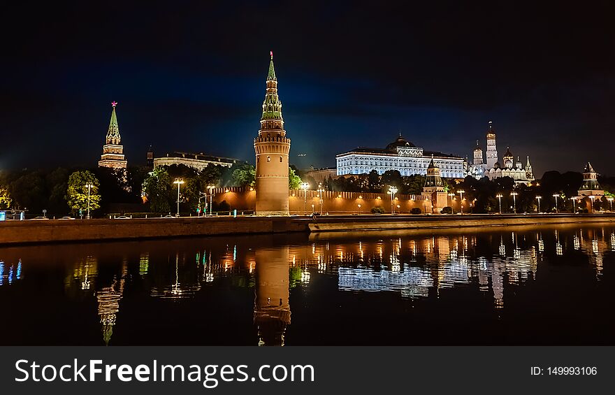 Night Moscow. Moscow - river.  Russian famous sites