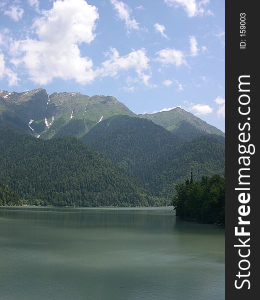 Mountain lake Ritsa, Abkhazia, Caucasus