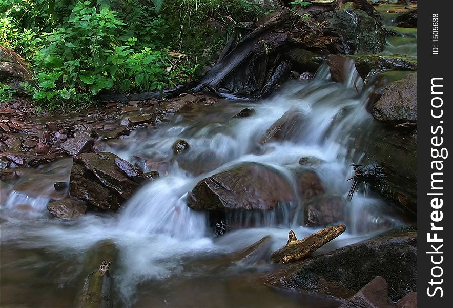 The twisting of torrent is beautiful. The twisting of torrent is beautiful