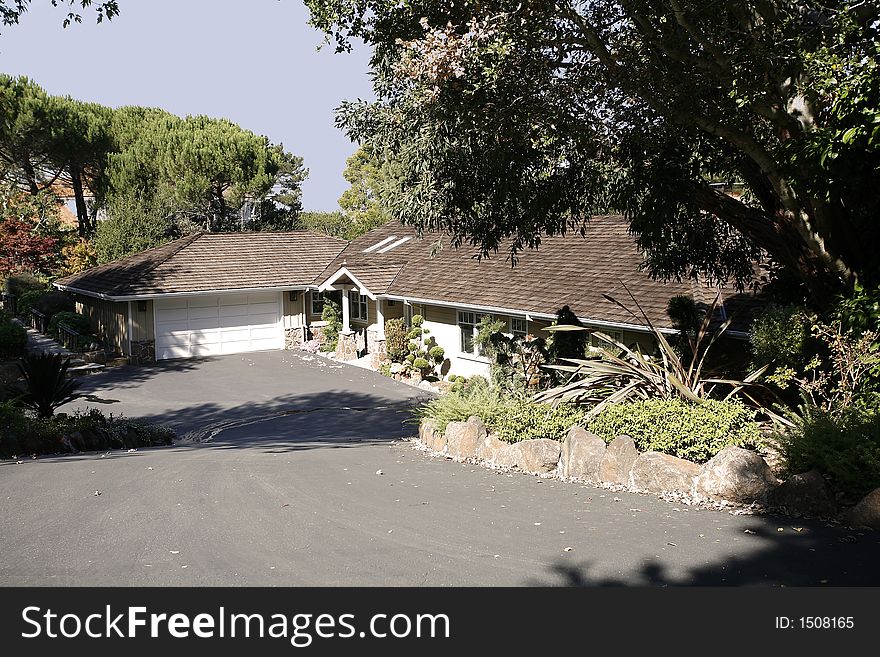 Classic Home On The Peninsula Of California South Of San Francis