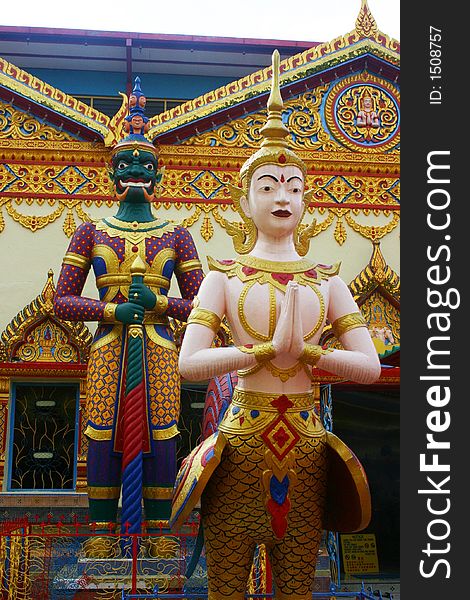 Thai Temple Statues