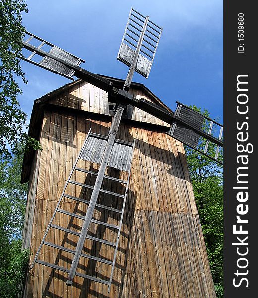 History, machine, rood,traditional, wind, windmill, wood,sky. History, machine, rood,traditional, wind, windmill, wood,sky