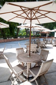 Table And Chairs Royalty Free Stock Images Table And Chairs Royalty Free Stock Images