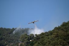 Canadair Plane To Fire Royalty Free Stock Image Canadair Plane To Fire Royalty Free Stock Image