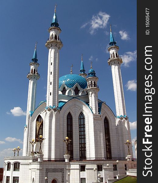 Kul Sharif Mosque in Kazan Kremlin. Kul Sharif Mosque in Kazan Kremlin.