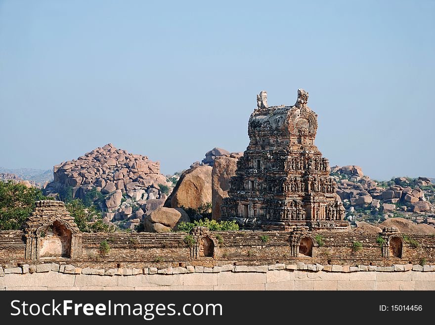Temple complex in ruin. India, Hampi