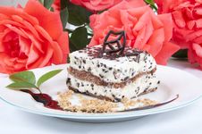 Sweet Chocolate Dessert With Nuts Royalty Free Stock Photography Sweet Chocolate Dessert With Nuts Royalty Free Stock Photography