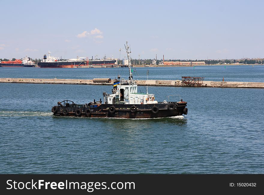 Tugboat at port