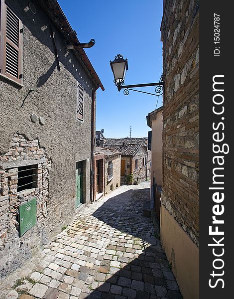 An alley of the ancient medieval town of Montefabbri