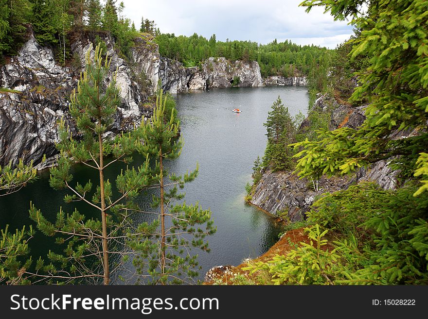 Old Marble Canyon with lake