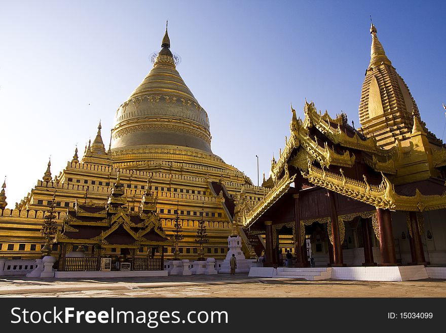 Shwezigon Bagoda in Bagan, Burma. Shwezigon Bagoda in Bagan, Burma