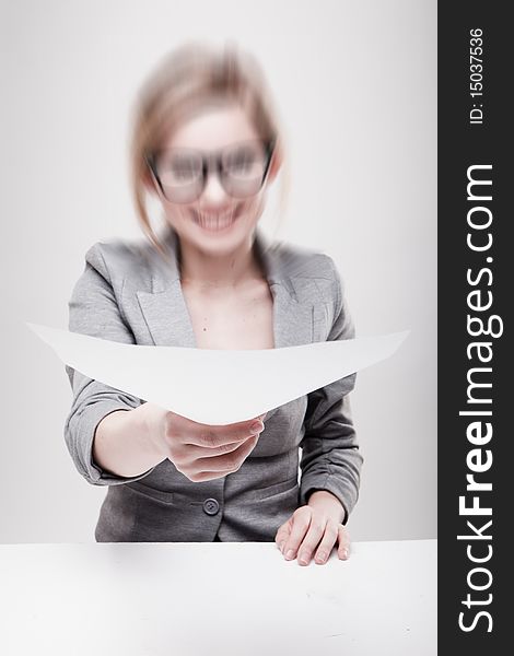 Young business woman with blank white card - place for your text