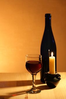 Red Wine And Candle Royalty Free Stock Photos Red Wine And Candle Royalty Free Stock Photos