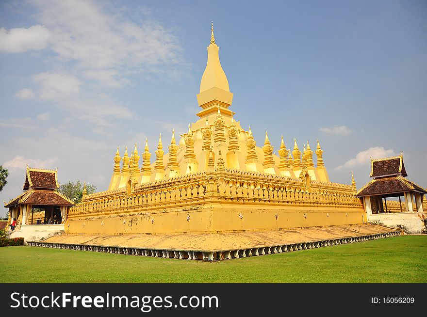 Wat Pra That Luang, Veintain LAO