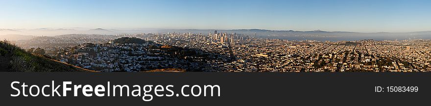 Panorama shot of San Francisco taken from Twin Peaks