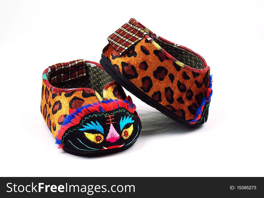 Baby s shoes with tiger head