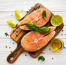 Raw Salmon Steaks Royalty Free Stock Photography
