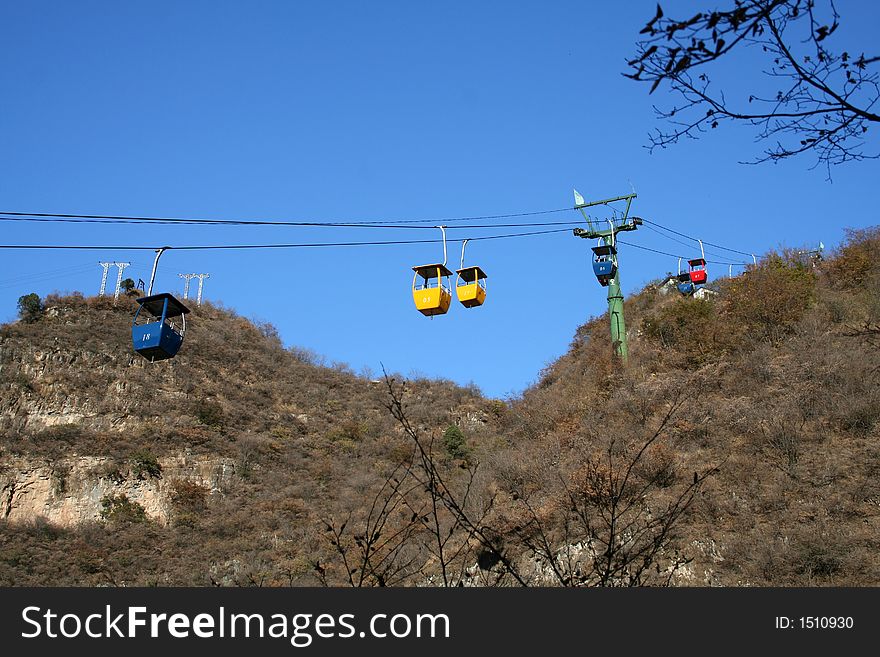 Cable cars to the top of mountain