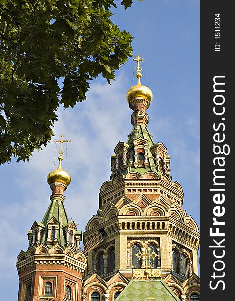 Orthodox cathedral in Petrodvorets (Saint-Petersburg)