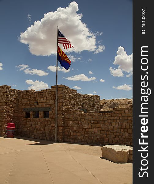 Marble Canyon Visitor Center with USA and Arizona flags