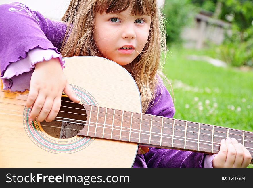 Girls playing in nature gitru. Girls playing in nature gitru