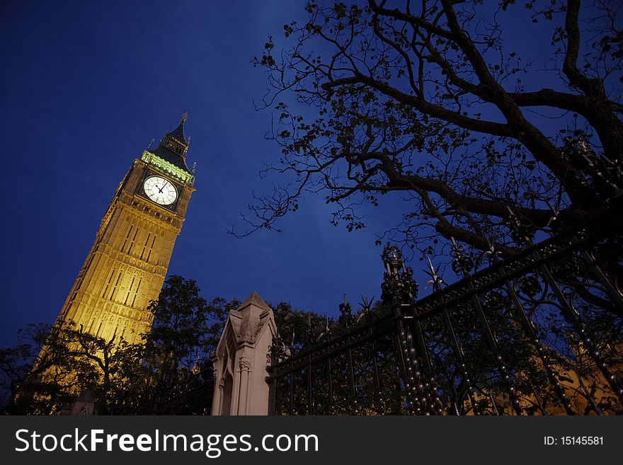 Big Ben is the nickname for the great bell of the clock at the north end of the Palace of Westminster in London.