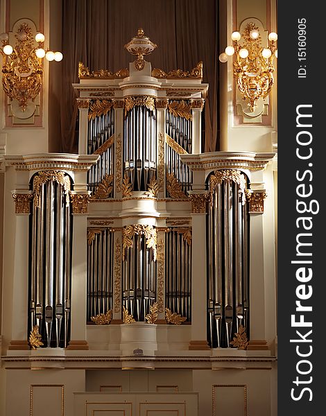 Classical organ in the Chapel of St.-Petersburg. Classical organ in the Chapel of St.-Petersburg