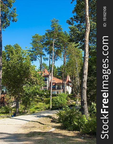 The restaurant and hotel in the old forest