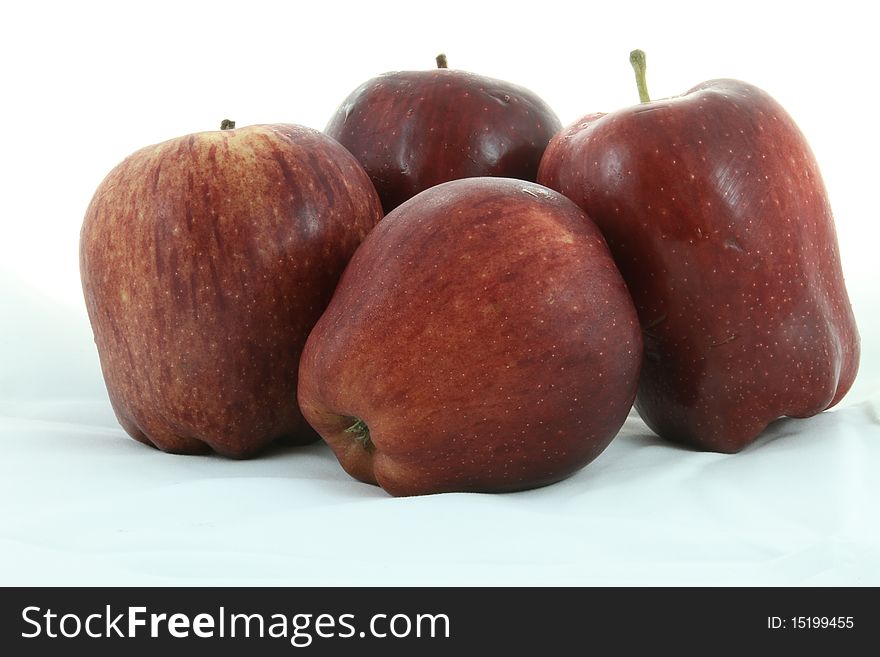 Fiber in apples makes you feel full and the sweetness satisfies cravings.