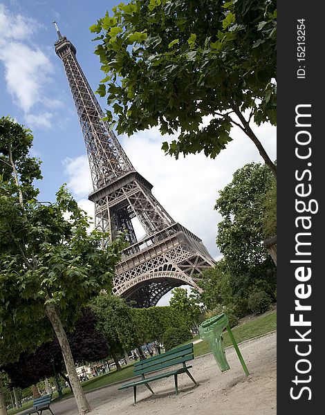 A quiet park near the Eiffel Tower. Place for romantics