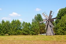 Traditional Windmill Royalty Free Stock Images Traditional Windmill Royalty Free Stock Images